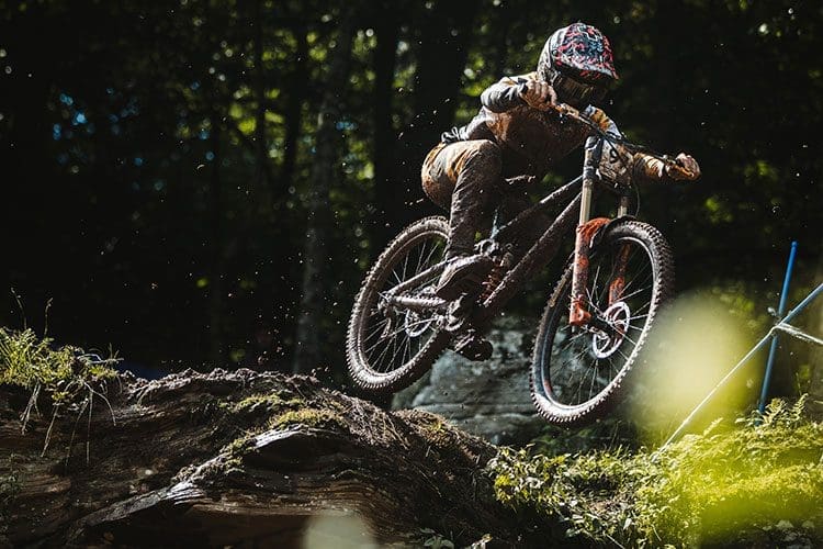 Running the FSA Gradient cockpit at the UCI Downhill Mountain Bike World Cup.