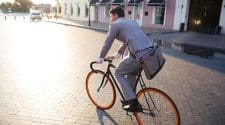This guide aims to arm cyclists with crucial knowledge to help them through the aftermath of a cycling accident. So, let's dive into the legal rights and responsibilities after a cycling accident.