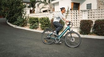 Get the most out of your rides with a lightweight ebike designed for practicality, ease of use, and everyday adventures.